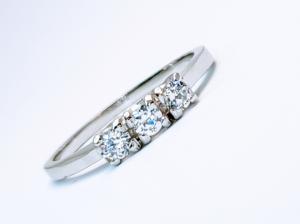 Zásnubní prsten 76 Zásnubní prsten 76